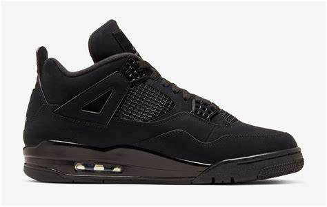 Jordan 4 BLACK CAT