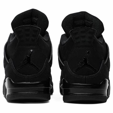 Jordan 4 BLACK CAT